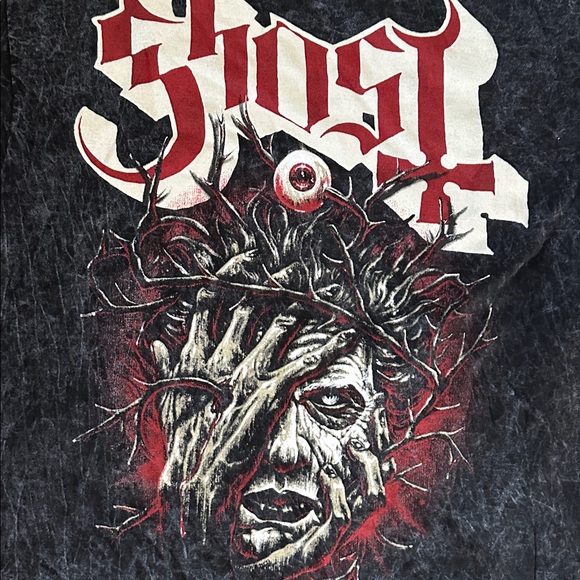 Ghost Black‎ Graphic Tee with White and red Logo size large - Picture 2 of 4